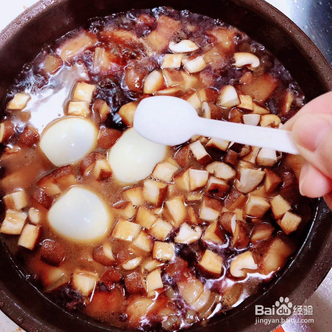 香菇卤肉饭的做法