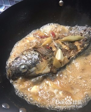 河南特色-家常红烧鱼的做法（一招去腥）