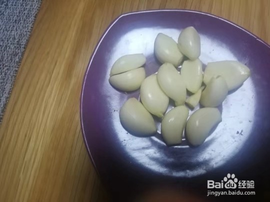 配料超简单的红烧仔鸡