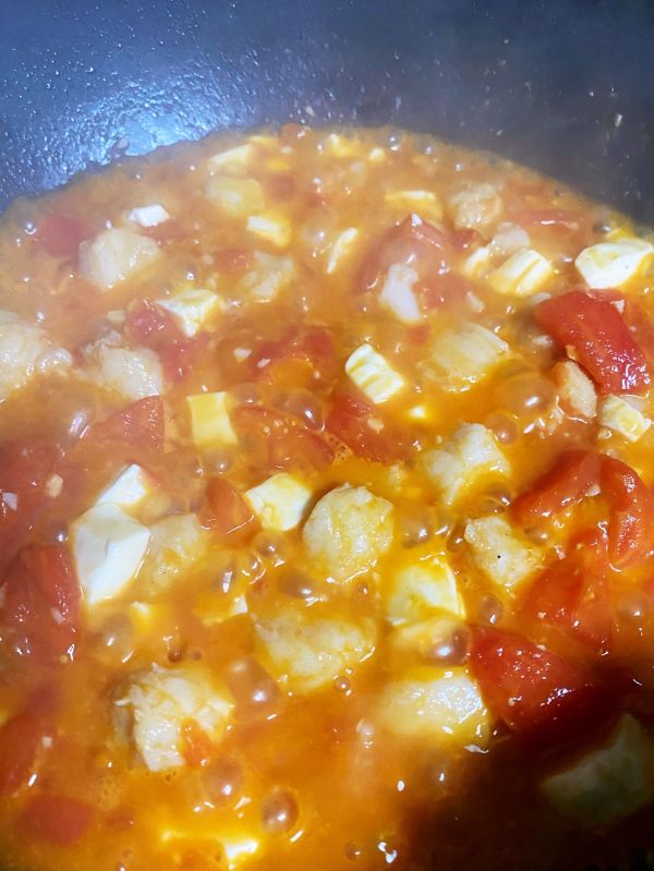 鳕鱼豆腐番茄蛋羹