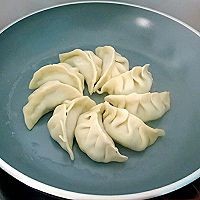 怎样制作好吃的快手早餐蛋抱饺