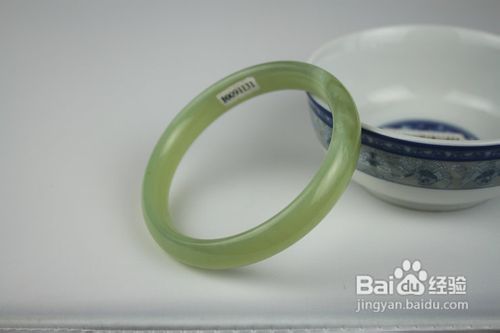 蓝田玉手镯的鉴别方法