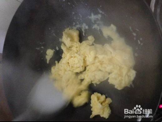 洋葱炒鸡蛋的做法