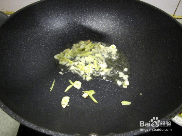 腊肉烧蘑芋的制作方法