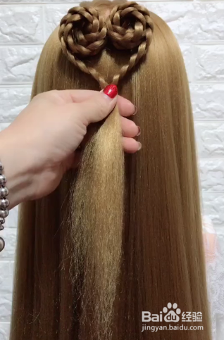 双心形披肩发淑女女神必备