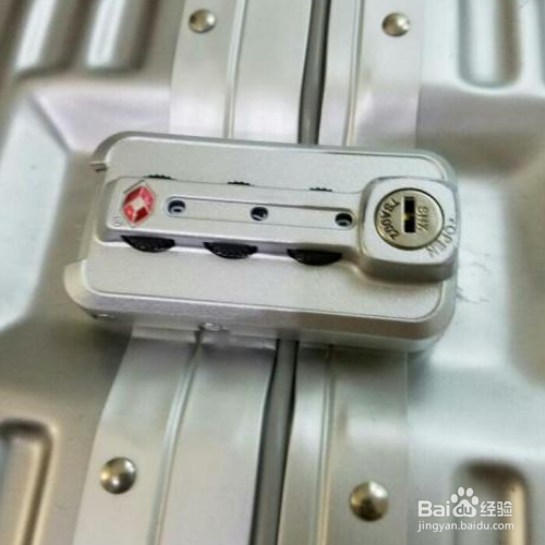 行李箱拉杆伸缩坏了怎么修