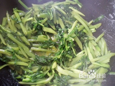 莴苣炒韭菜的做法