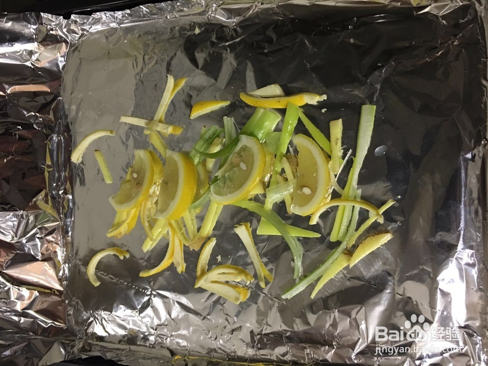 柠檬烤箱烤鲈鱼
