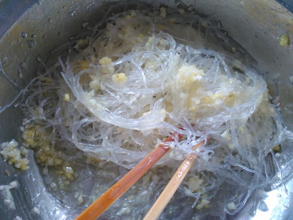 蒜蓉粉丝蒸带子