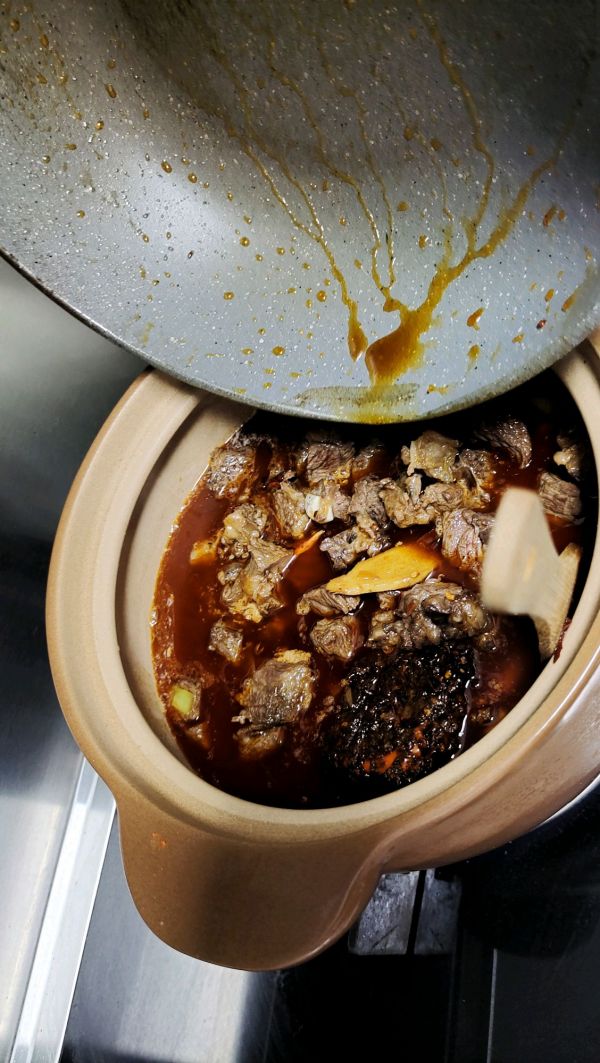 土豆胡萝卜烧牛肉