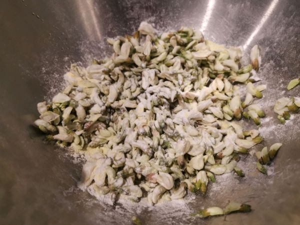 春日限定槐花麦饭
