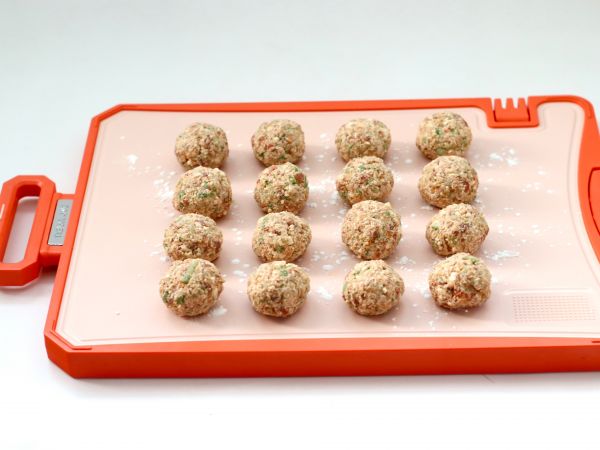 香炸萝卜豆腐丸子