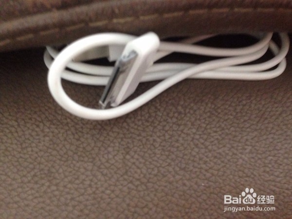 出门旅行数据充电线怎么整理