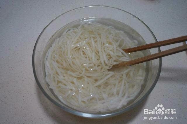 香椿面条的家常做法
