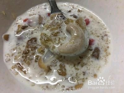 胶原蛋白甜汤的做法