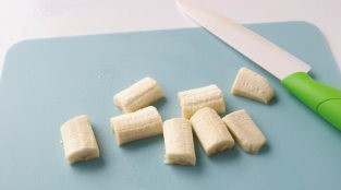 香蕉炼奶糖果点心制作的步骤
