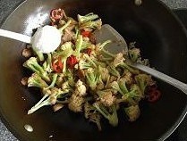 干煸菜花做法
