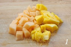 水果虾仁油条沙拉