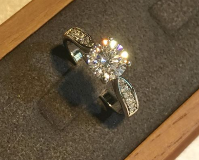 金碳钻是真钻吗