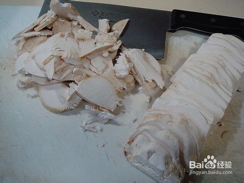 鲍汁蒸扒白灵菇