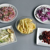 香辣干锅兔子肉的做法