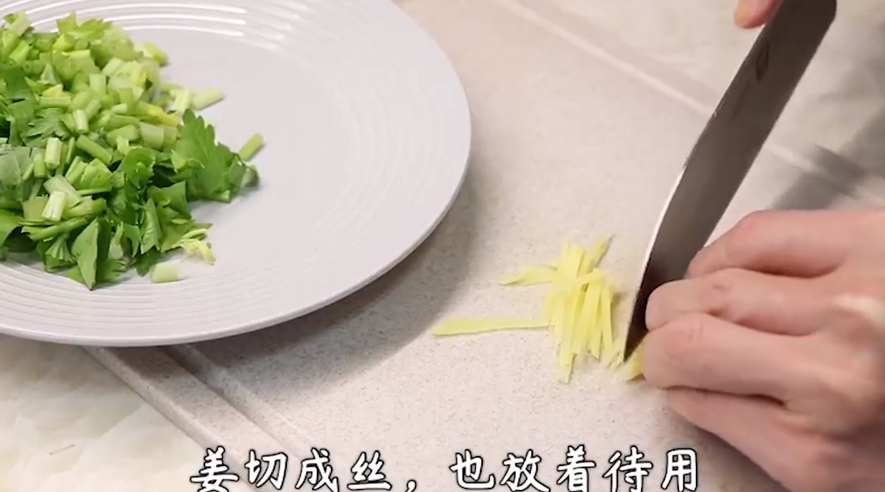 窝蛋牛肉粥怎么做