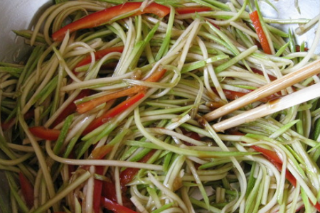 凉拌西葫芦丝怎么做