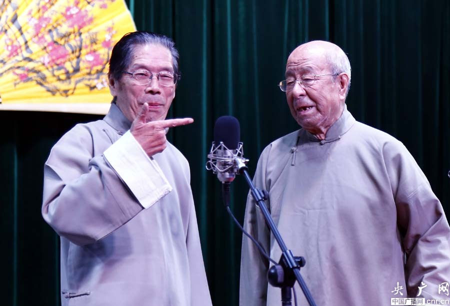 有一段相声:我请你吃,蒸羊羔,蒸熊掌…