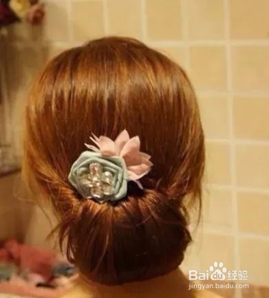 怎么样才能梳出漂亮的发髻