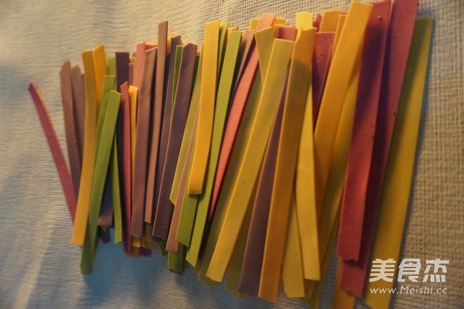 多彩蔬果手工面【蝴蝶面宝宝辅食】