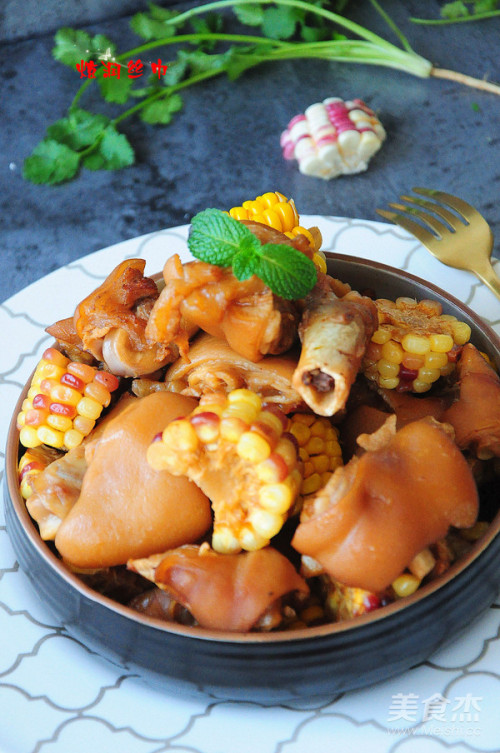 玉米烧猪蹄的做法