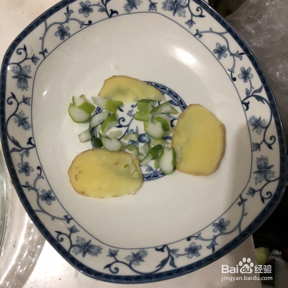 海鲜教程-剁椒鱼头