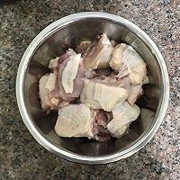 如何制作台式黑麻油鸡酒面