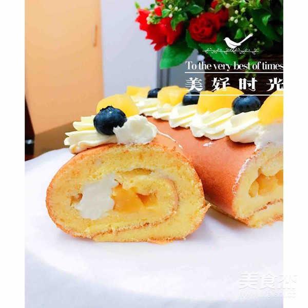 草莓奶油可可卷