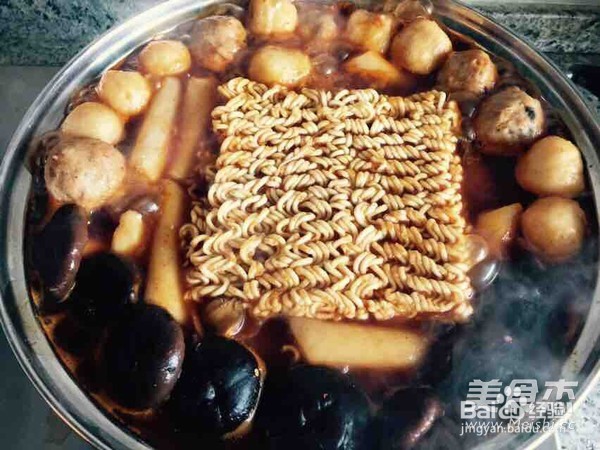 韩国的部队火锅怎么做