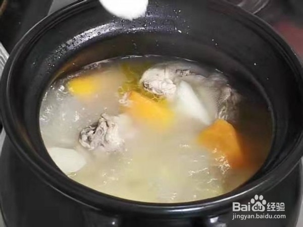 土豆淮山鸡汤