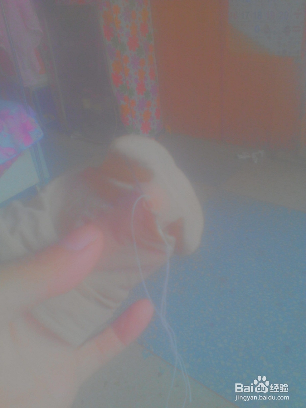 丝袜不小心破洞了要脱丝了怎么办