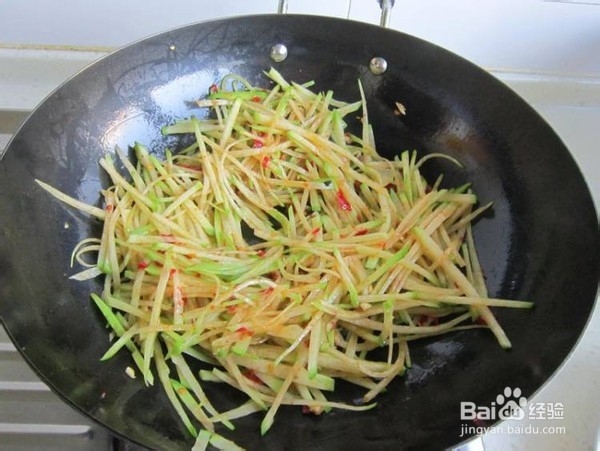 辣椒酱炒萝卜的制作方法