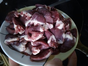 教你怎么做洋葱炒鸡心