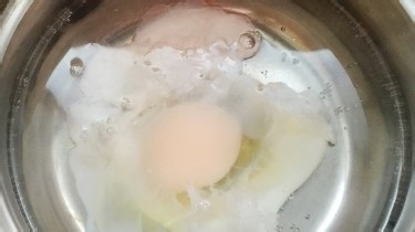 如何做一份清甜的糖水荷包蛋？