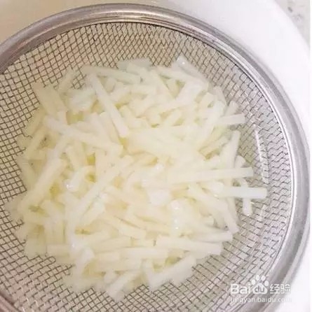 柠香鳕鱼蔬菜乌冬面怎么做