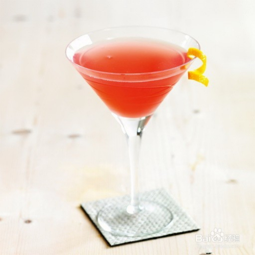 美食/营养 > 饮品大都会(cosmopolitan)源自于于美国1989年鸡尾酒大赛