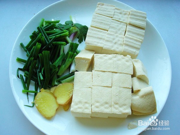 豆腐炖鱼头的做法