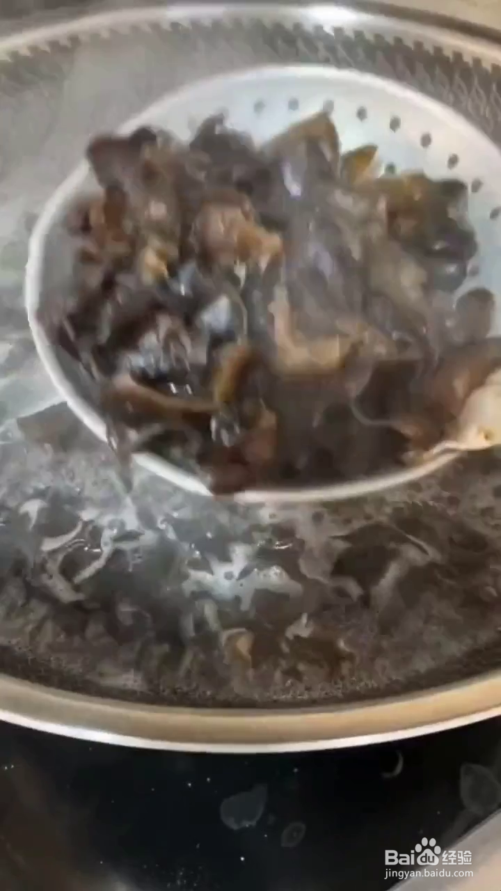 如何制作好吃的凉拌木耳