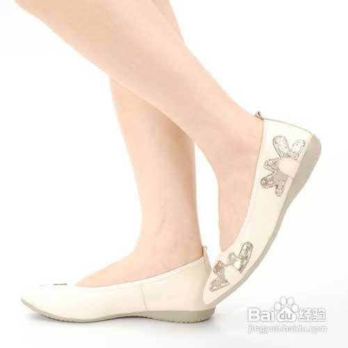 如何挑选合适的婚鞋