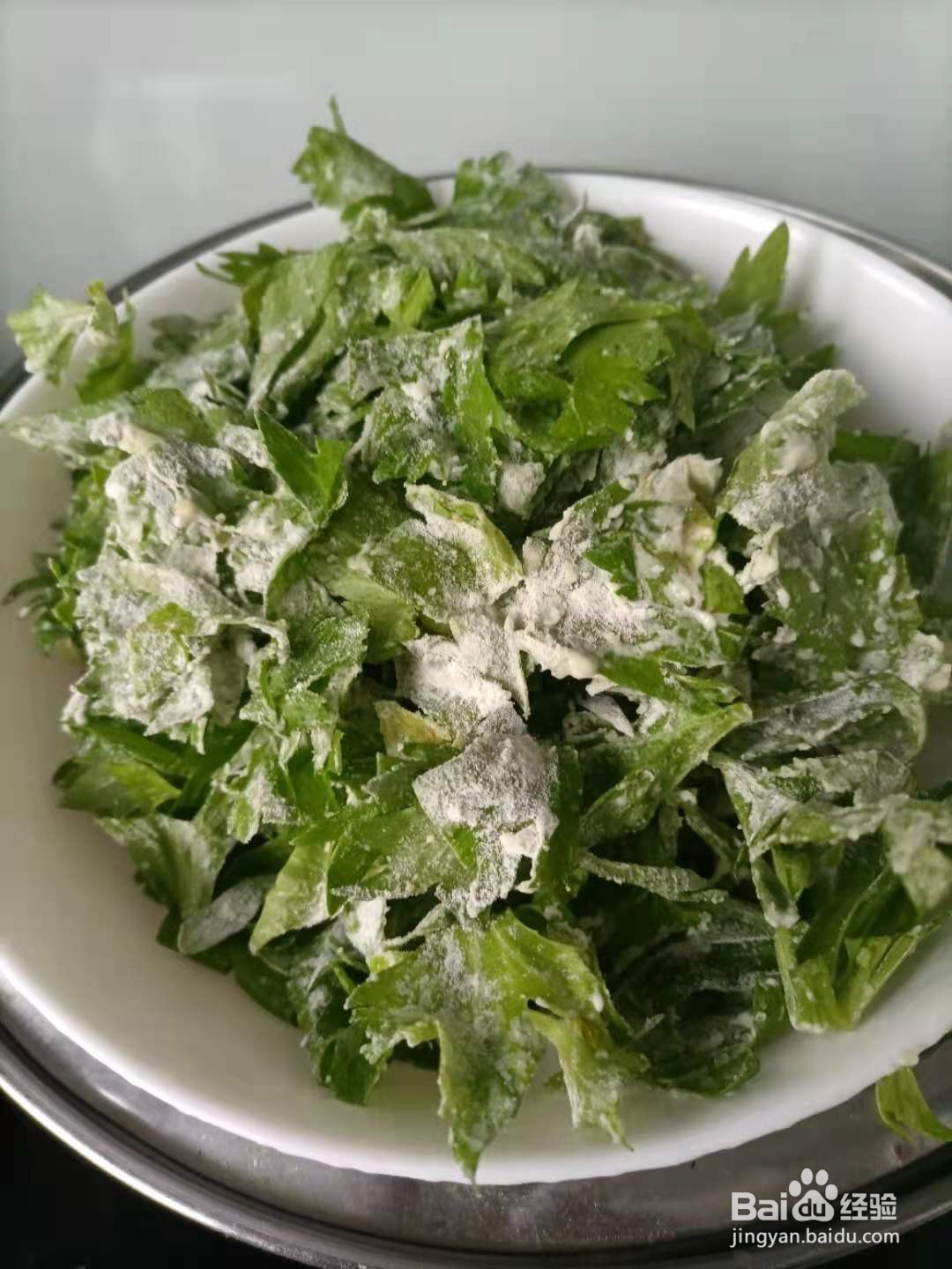 鲜蒸芹菜叶，夏日开胃小菜