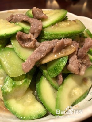西葫芦炒肉片的做法