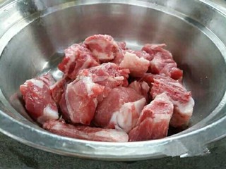 海带黄豆排骨汤怎么做？