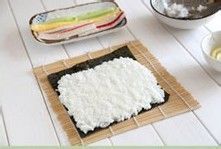 鱼籽酱寿司：外国小菜品，好看又好吃