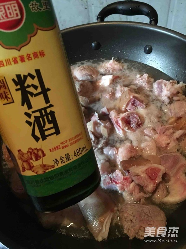 红烧猪蹄的做法